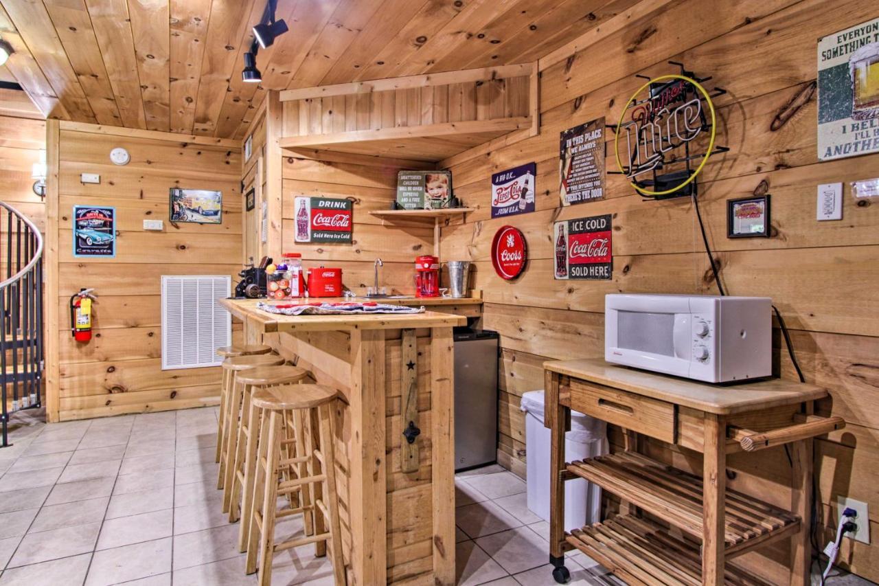 A-Frame Cabin With Hot Tub Less Than 1 Mi To Ober Gatlinburg Villa Exterior foto
