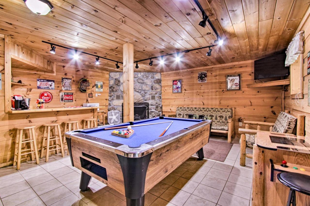 A-Frame Cabin With Hot Tub Less Than 1 Mi To Ober Gatlinburg Villa Exterior foto